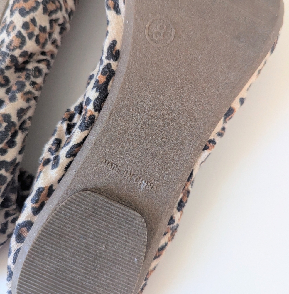 Leopard Flats Old Navy Size 8 - Picture 5 of 7